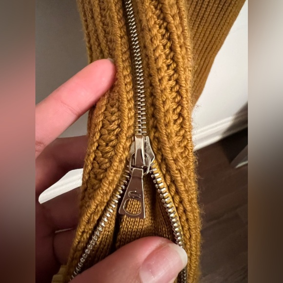 Authentique Lacoste mustard/ tan thick sweater dress NWT - Picture 5 of 8